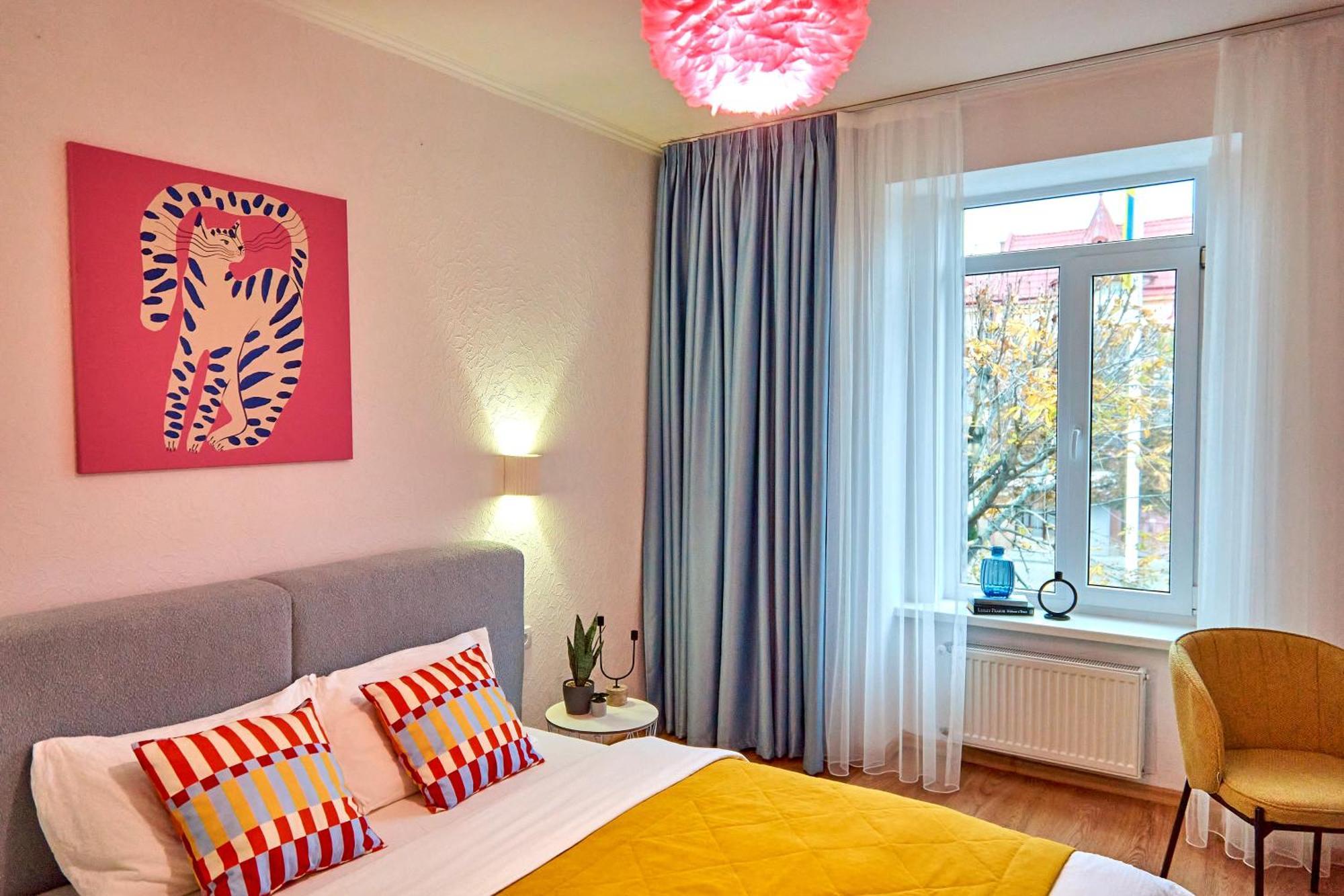 Best Apartments On Kyryla & Mefodia Мукачеве Екстериор снимка