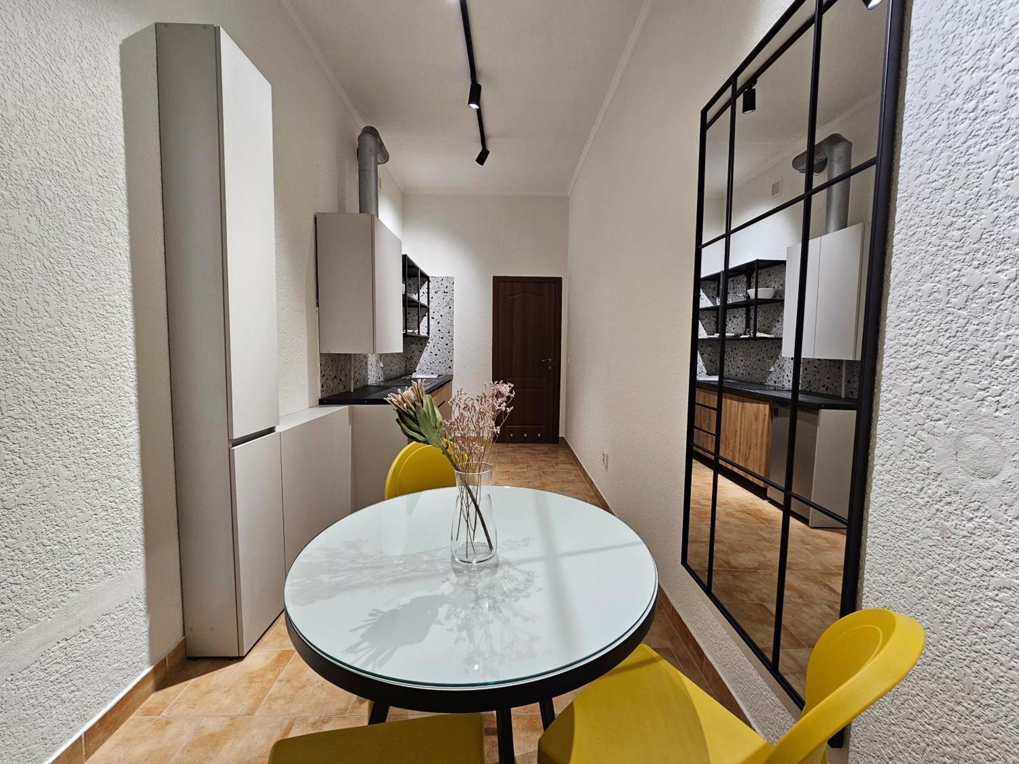 Best Apartments On Kyryla & Mefodia Мукачеве Екстериор снимка
