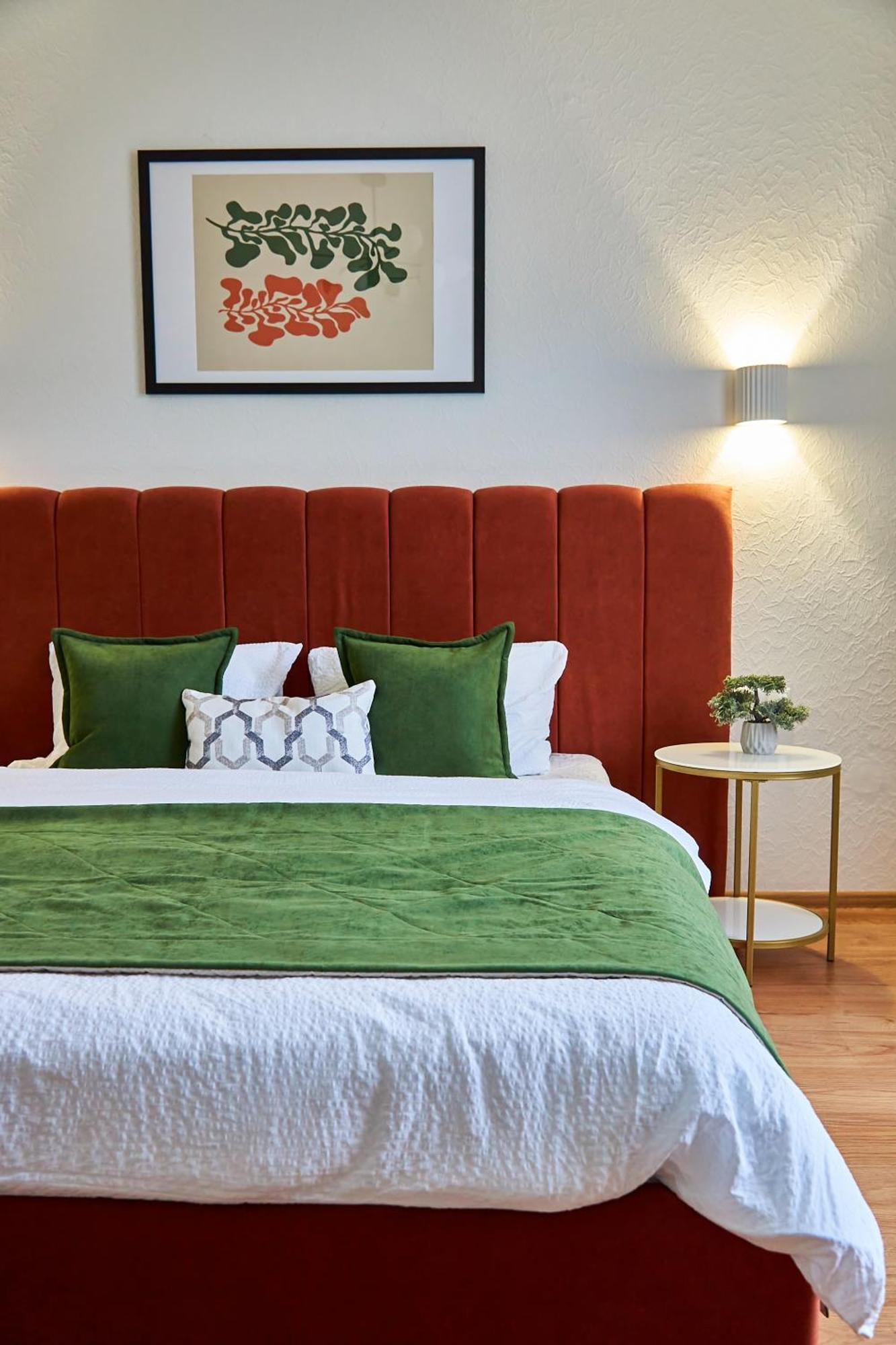 Best Apartments On Kyryla & Mefodia Мукачеве Екстериор снимка