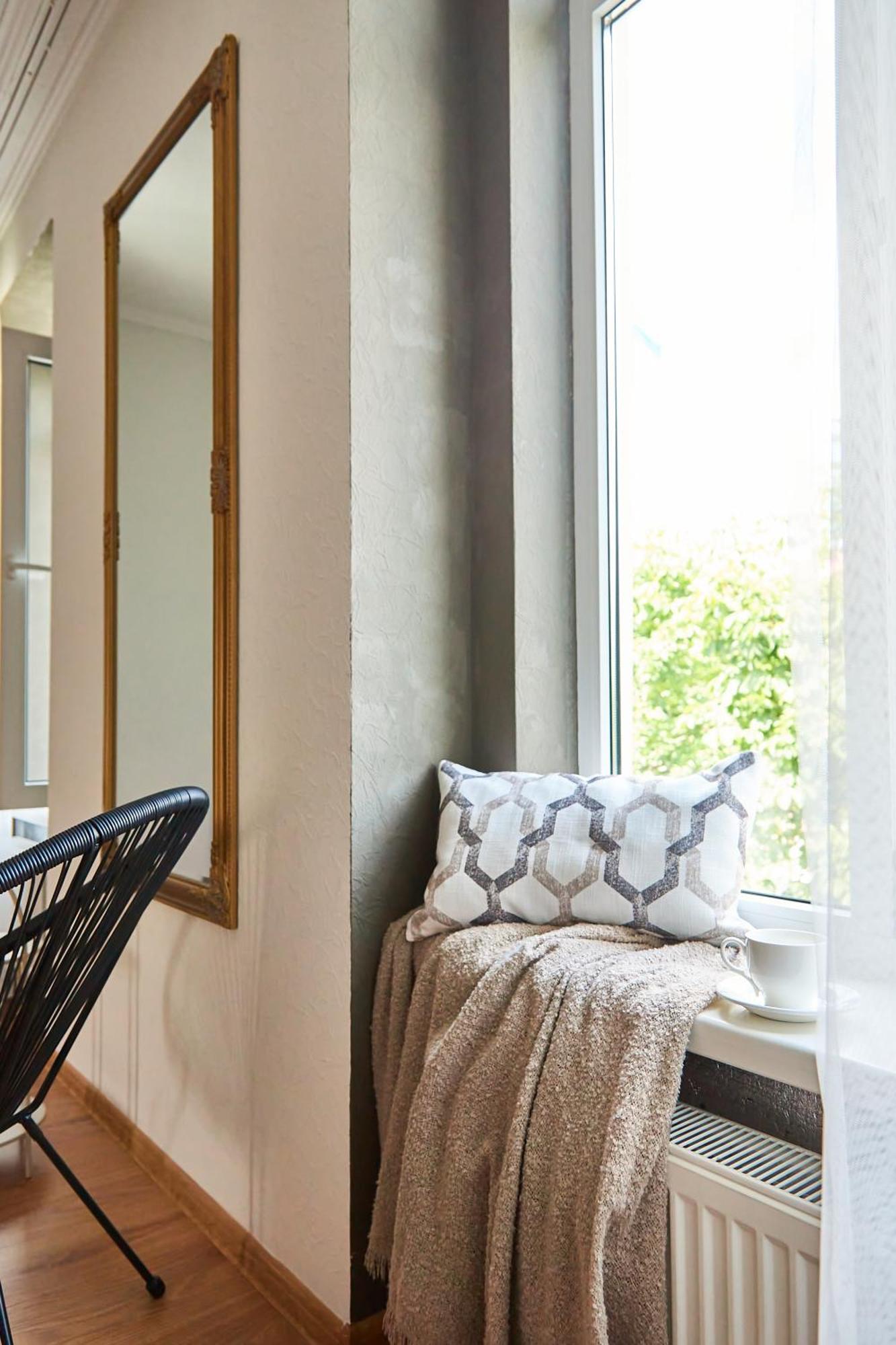 Best Apartments On Kyryla & Mefodia Мукачеве Екстериор снимка